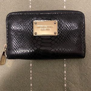Black Michael Kors Wallet